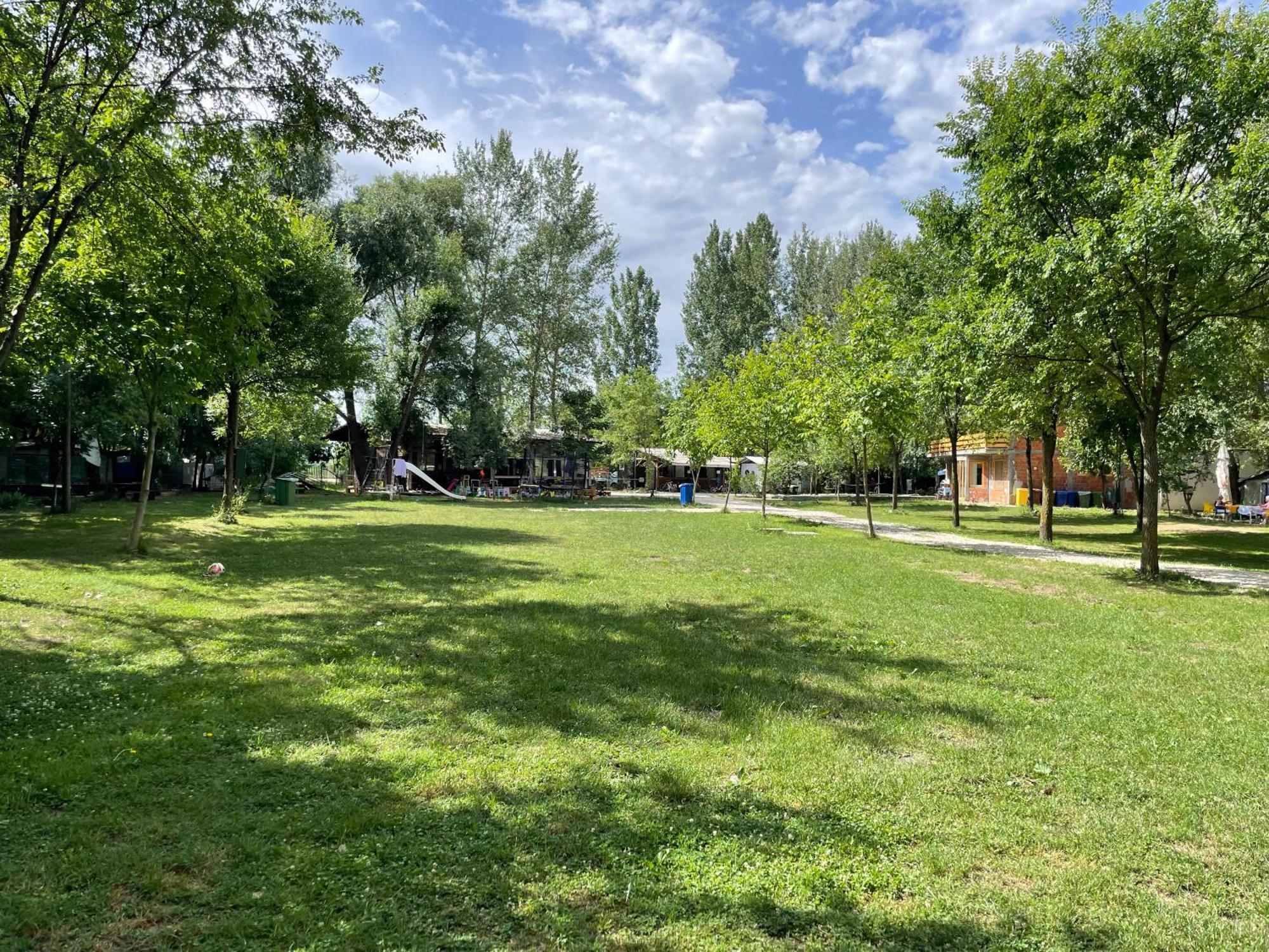Camping Oaza Bela Crkva  Ngoại thất bức ảnh