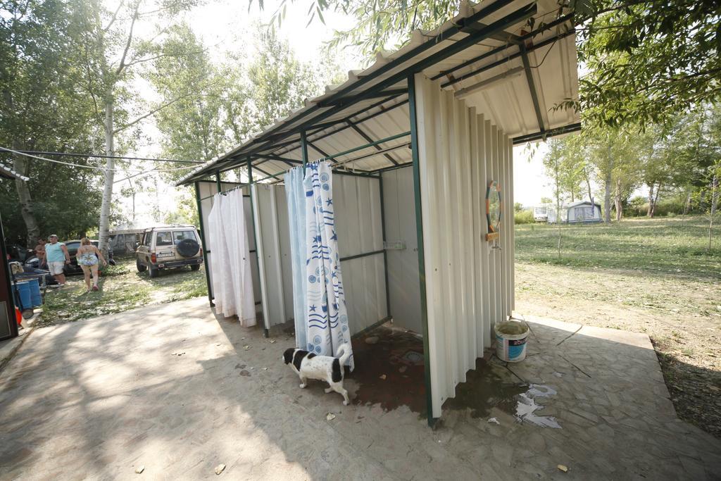 Camping Oaza Bela Crkva  Ngoại thất bức ảnh